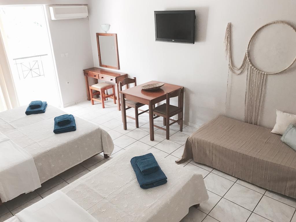 Calypso Beach Hotel Loutrá Edipsoú Eksteriør bilde